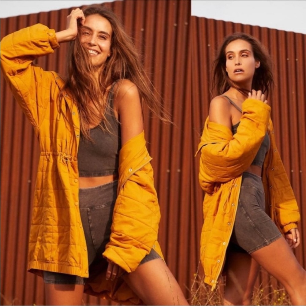 Free People Movement Perri Packable Puffer Jacket, Golden Ochre Sz. XS (flaw)